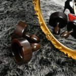 Dark Wood Submission Plug - Image 4