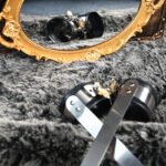 Black Metal Restraint Cuffs with Adjustable Bar - Image 7